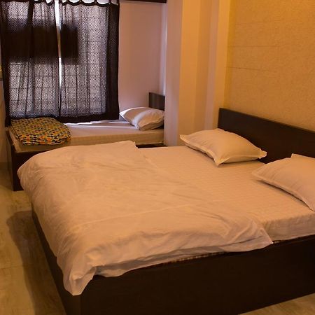 Hotel Holiday Home Джайпур Екстериор снимка